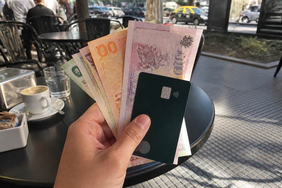 Money, Safety and eSIM in Argentina