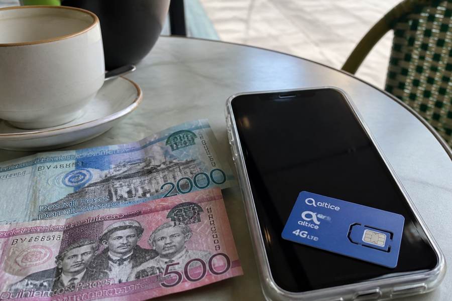 Money, Safety and eSIM in the Dominican Republic