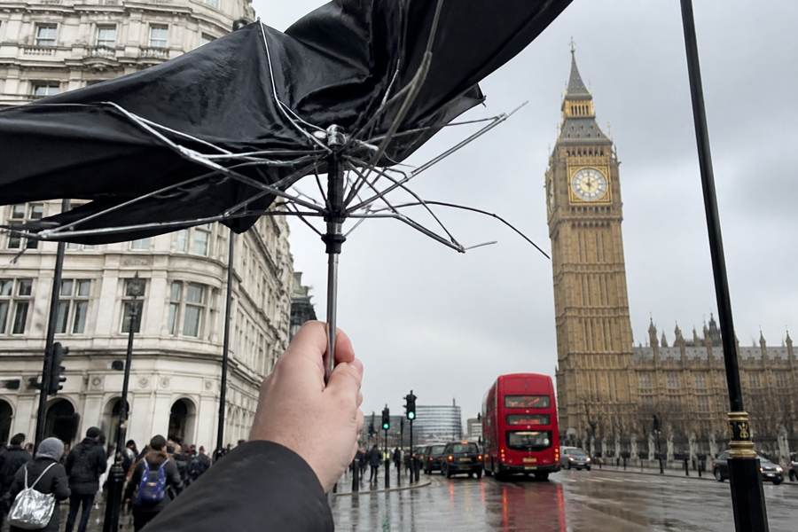 Biggest Mistakes First-Time Visitors Make in the UK